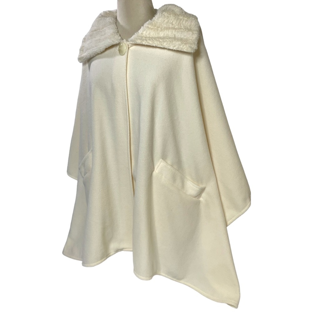 Luxury Cape Coat Fur Collar Button Shawl Wrap Winter White Ivory Whimsy Coquette - Picture 7 of 13